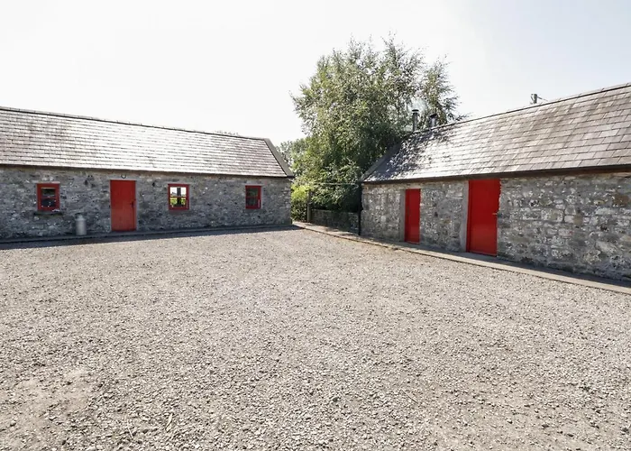 The Visiting House * Dunmore